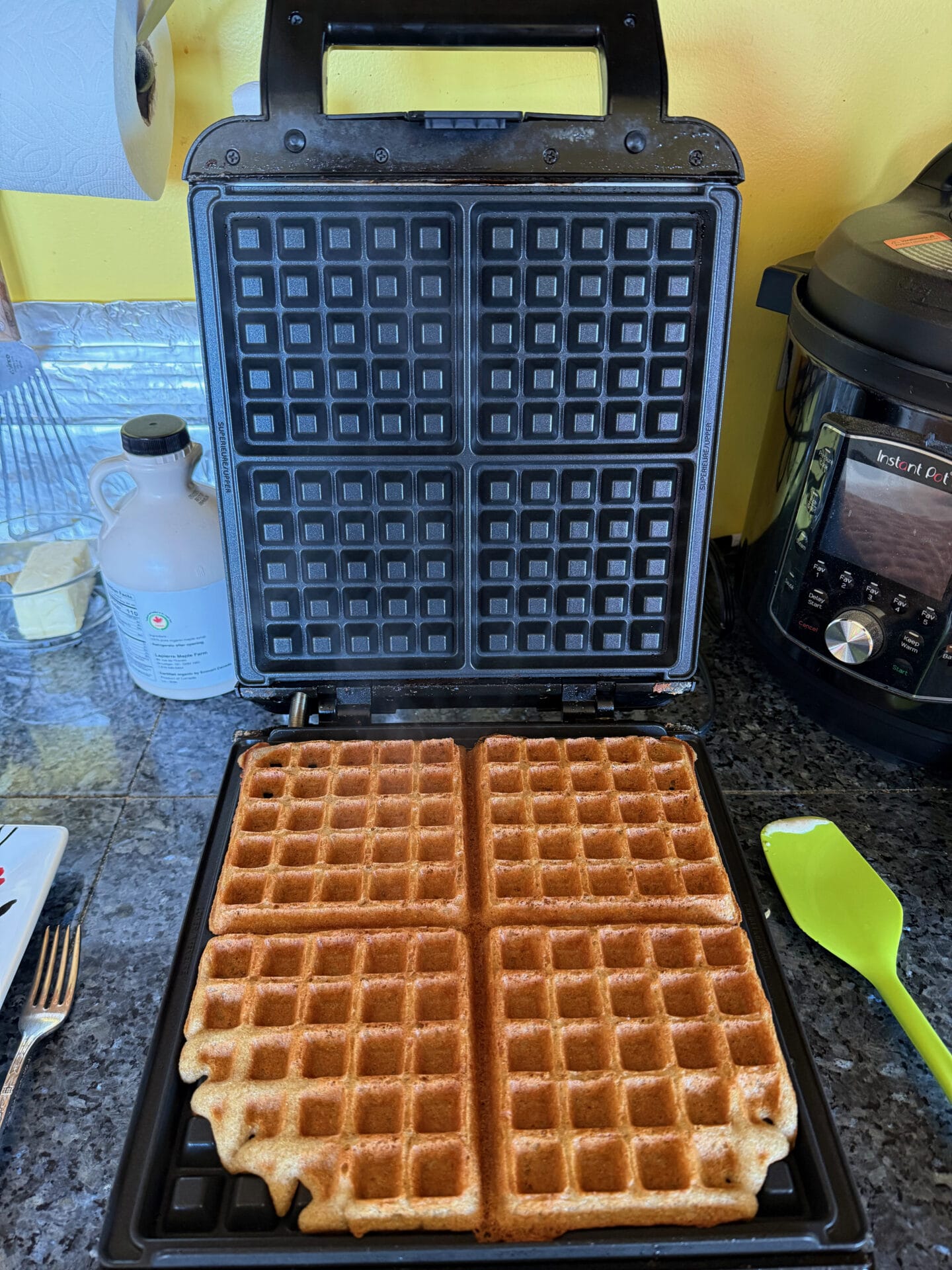 20.waffle iron signals waffle is fully cooked