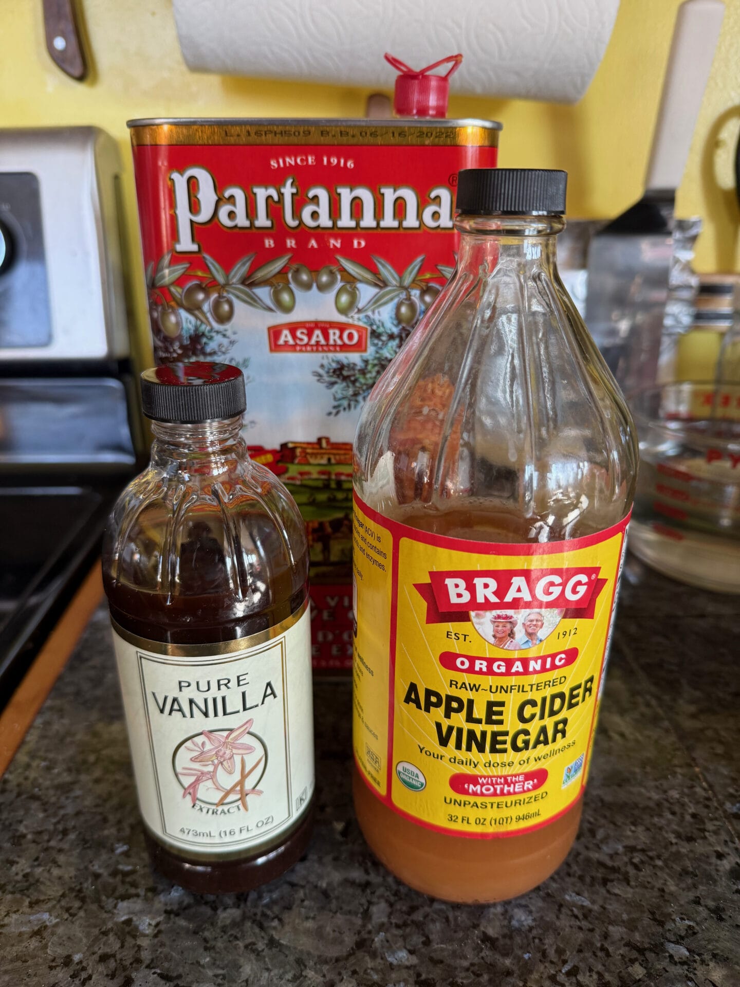 9.olive oil vanilla and apple cider vinegar