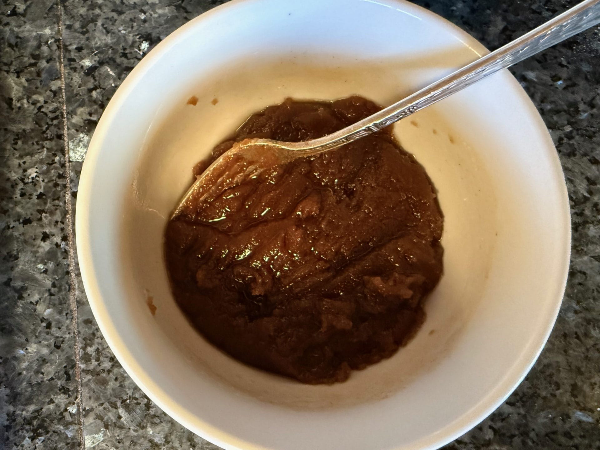 Brown sugar, cinnamon and coconut oil mixed together